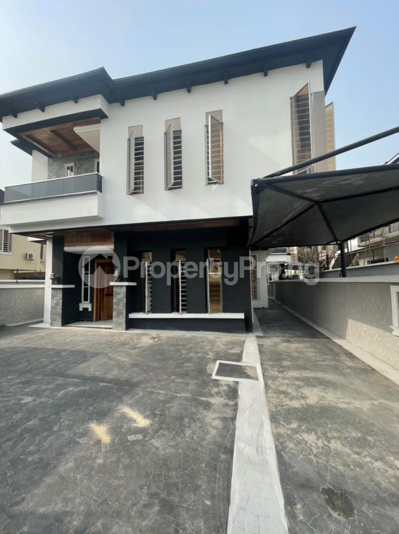 5 bedroom House for sale chevron Lekki Lagos