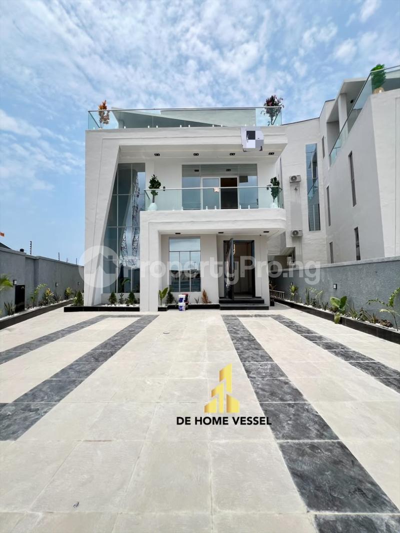 5 bedroom House for sale Chevron Lekki Lagos