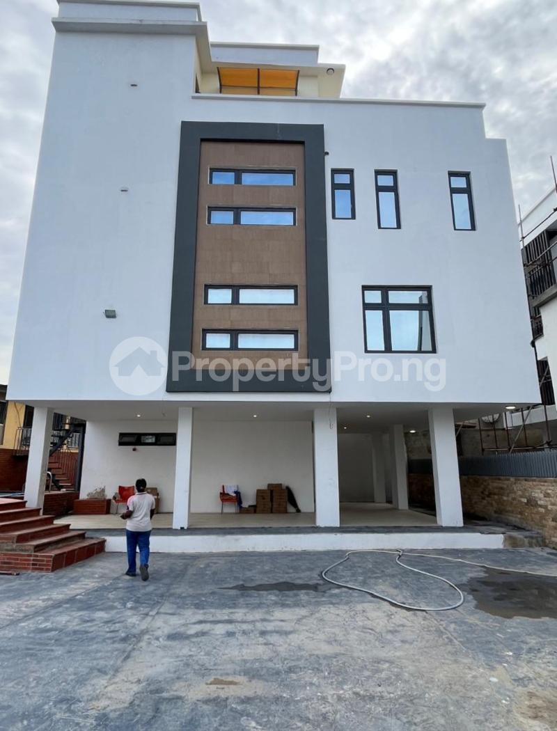4 bedroom House for sale Maryland Lagos