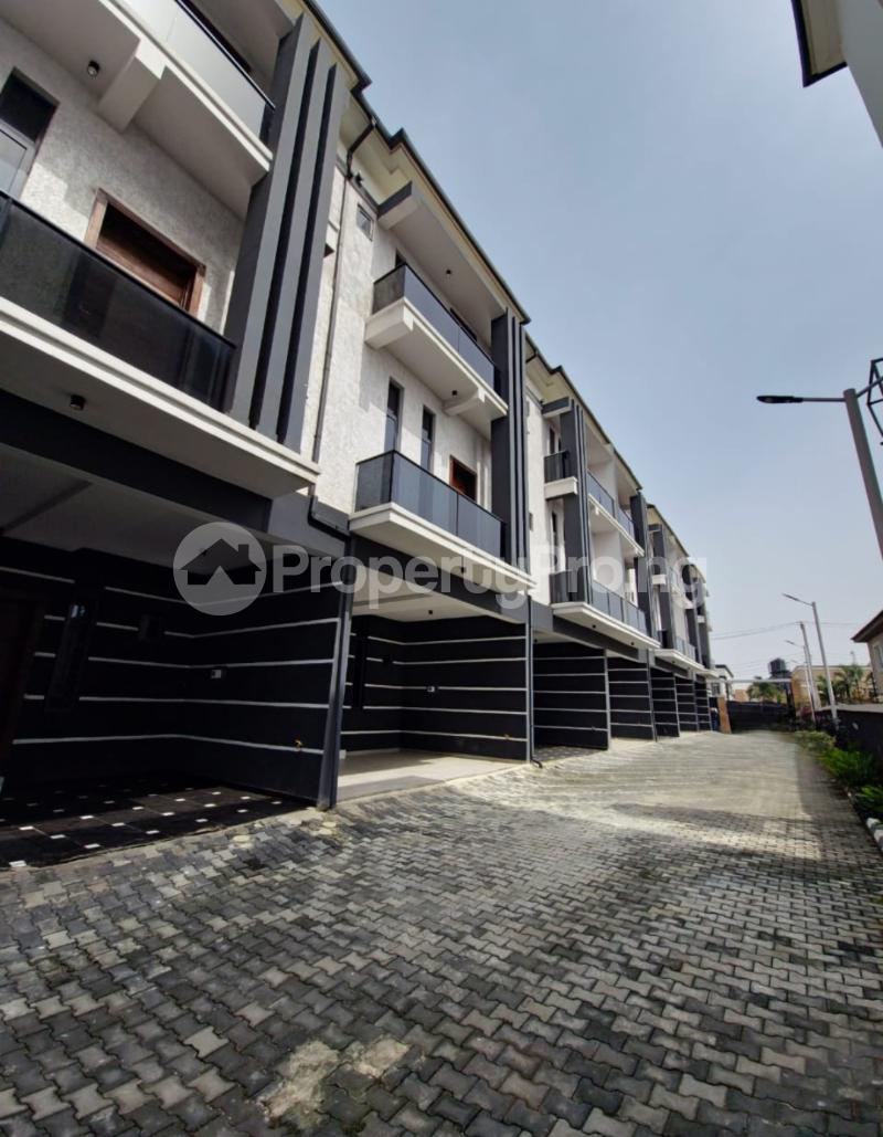 5 bedroom House for sale Millenuim/UPS Gbagada Lagos