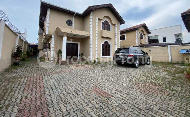 5 bedroom House for sale Omole phase 2 Ojodu Lagos