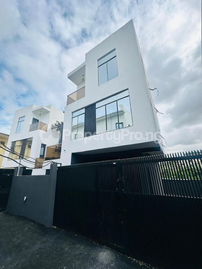 5 bedroom House for sale  Omole phase 1 Ojodu Lagos