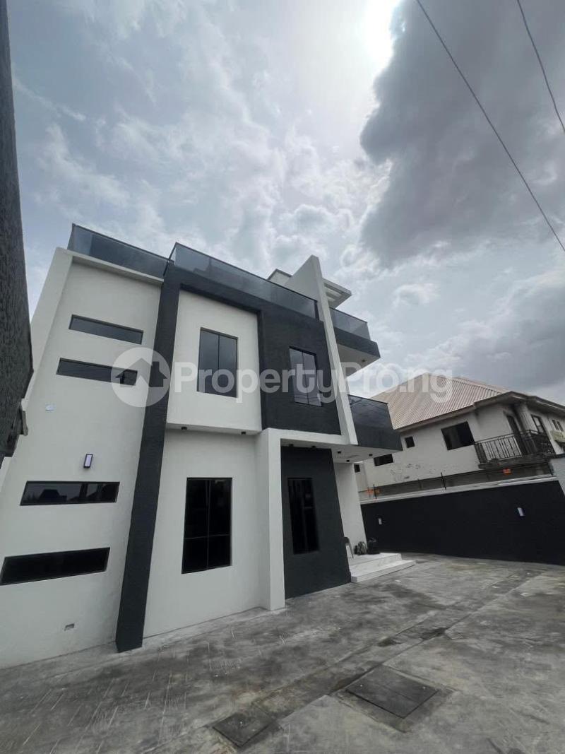 5 bedroom House for sale Omole Phase 2 Ikeja Lagos