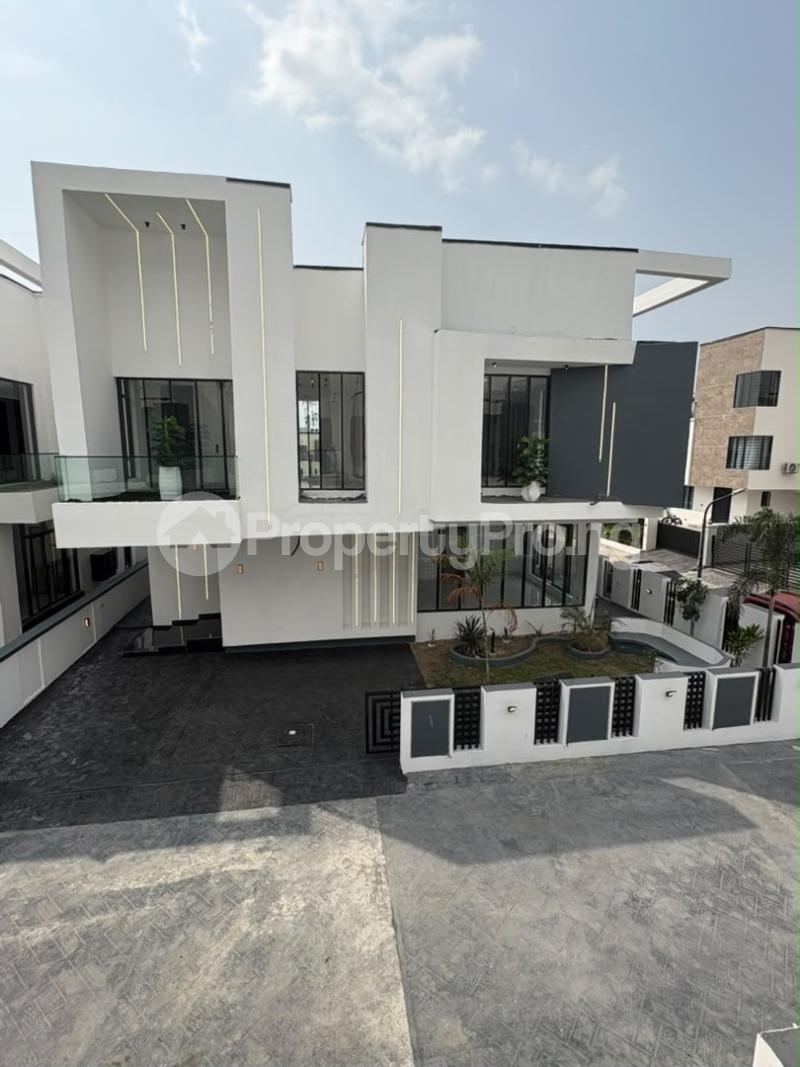 5 bedroom House for sale Chevron Lekki Lagos