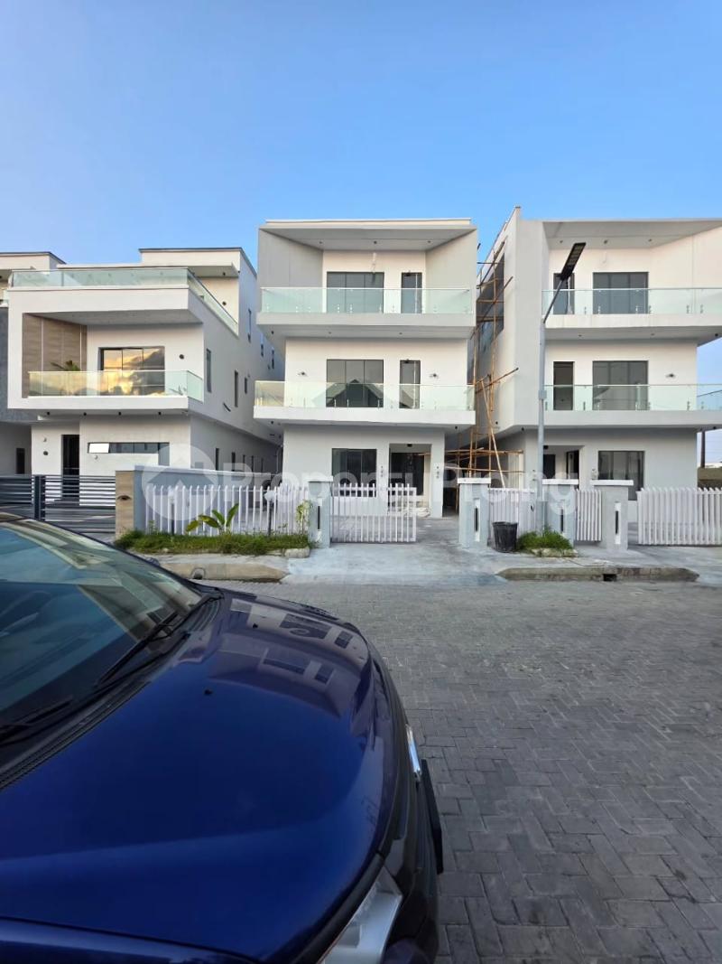 5 bedroom House for sale Osapa london Lekki Lagos
