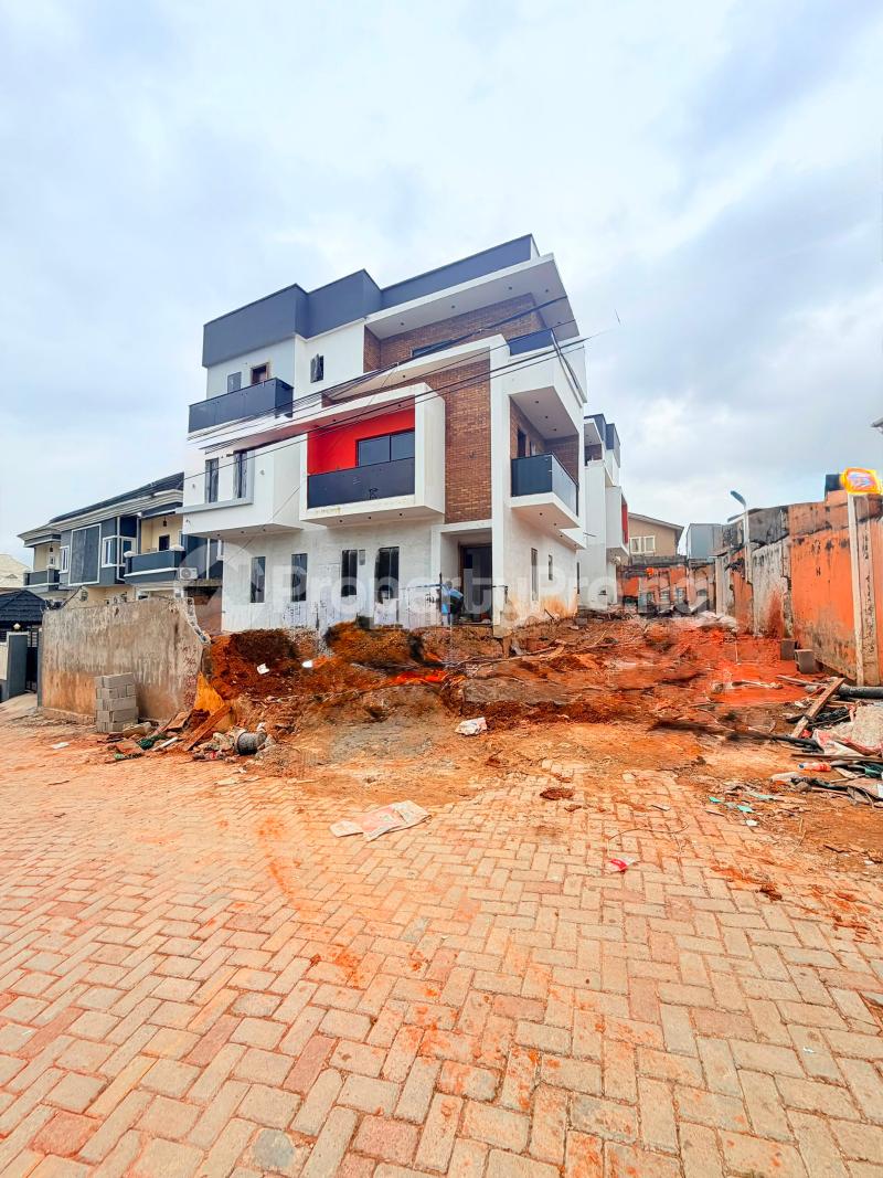 5 bedroom House for sale Magodo Phase 1 Magodo Kosofe/Ikosi Lagos