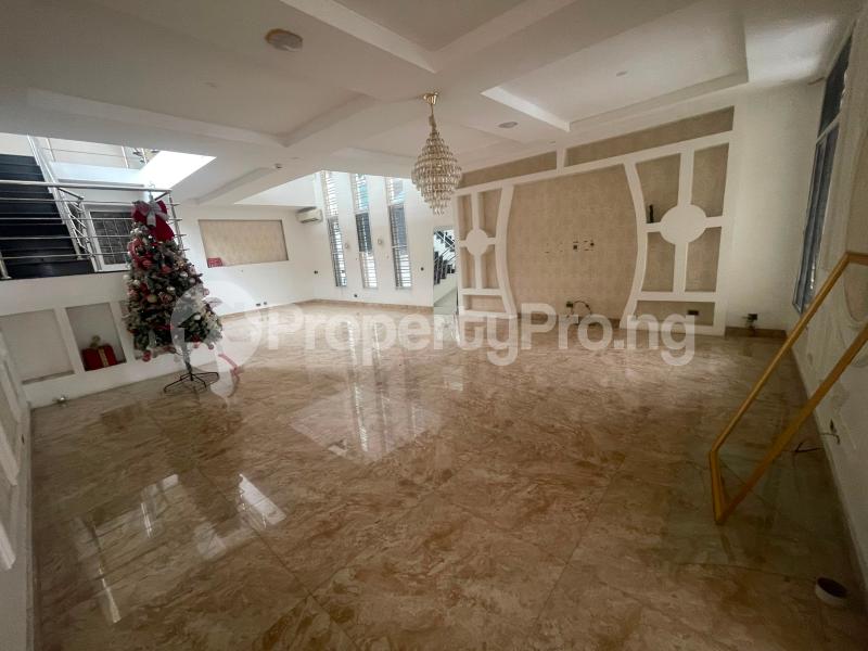 5 bedroom House for rent 501 Close Off 5th Avenue Banana Island Ikoyi Lagos