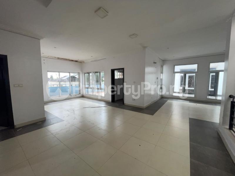5 bedroom House for rent Estate Orchid Lekki Lagos