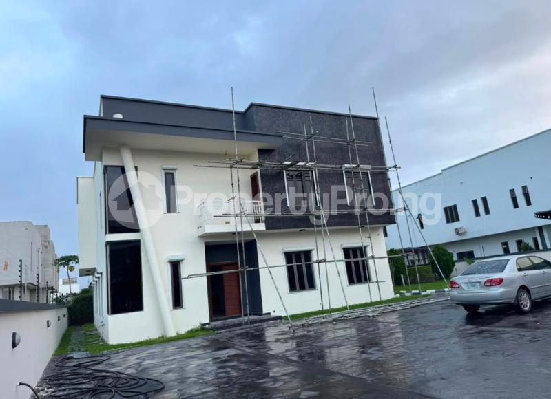 5 bedroom House for rent Pinnock Beach Estate, Lekki Osapa london Lekki Lagos