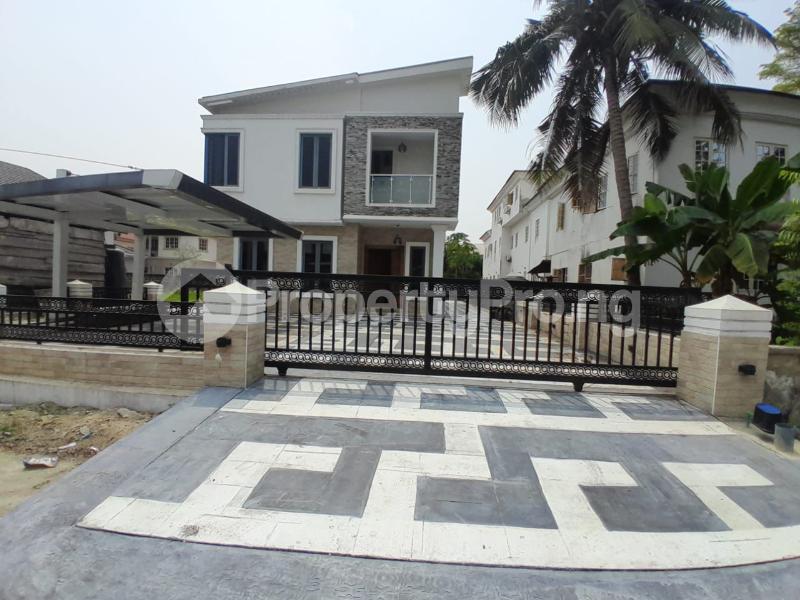 5 bedroom House for sale Carlton Gate Estate Chevron Drive Lekki Chevron Drive Lekki Lagos