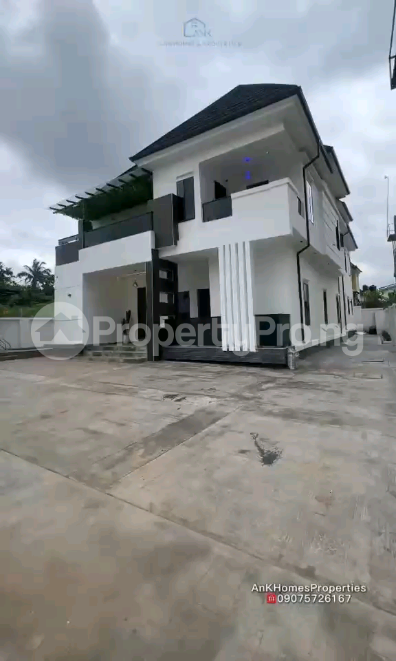 5 bedroom House for sale Wtc Estate In Independent Layout Enugu Enugu Enugu