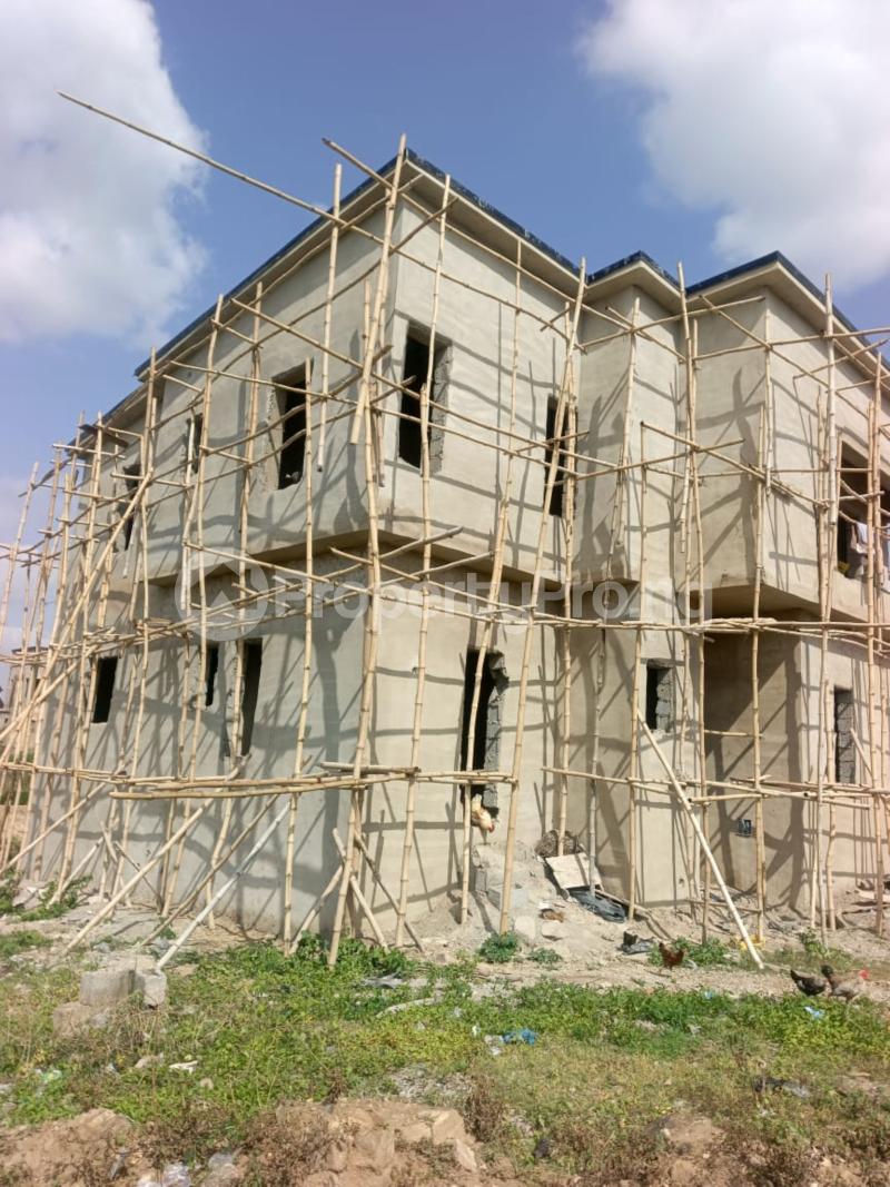 5 bedroom House for sale Sabon Lugbe Lugbe Abuja