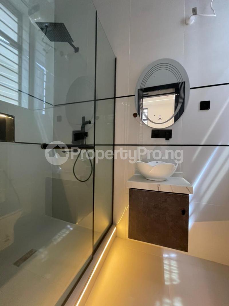 5 bedroom House for sale Chevron Toll Gate Lekki Lagos