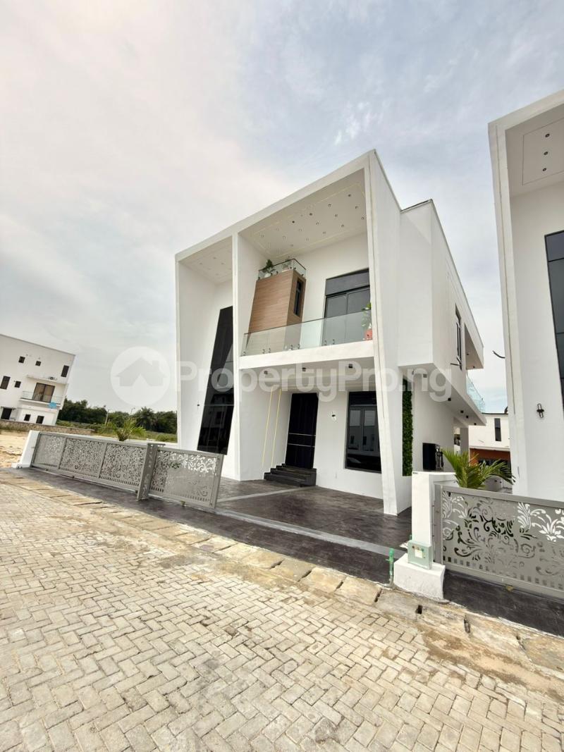 5 bedroom House for sale chevron Lekki Lagos