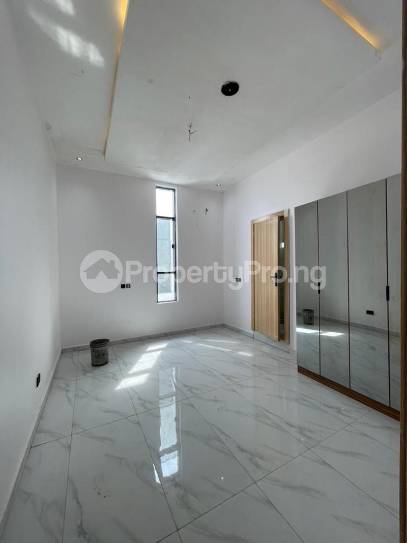 5 bedroom House for sale Chevron Lekki Lagos