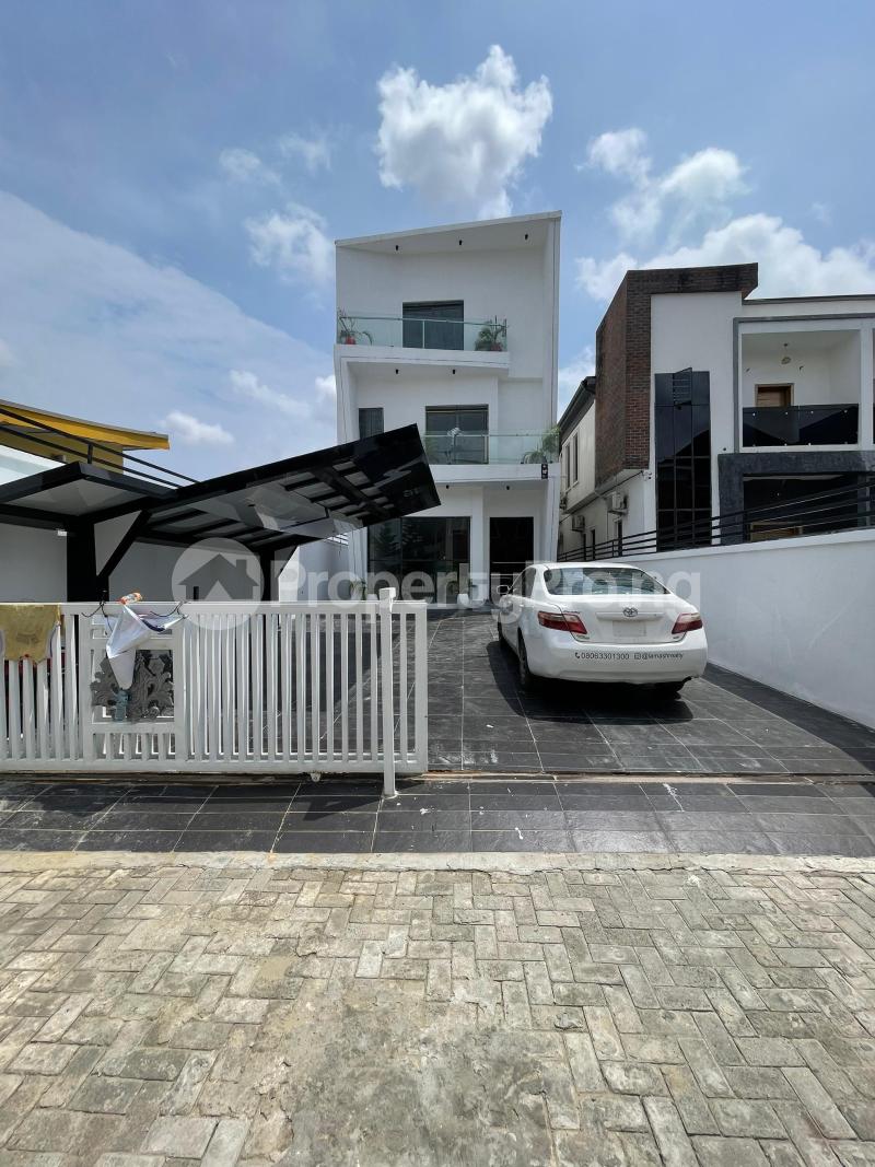 5 bedroom House for sale chevron Lekki Lagos