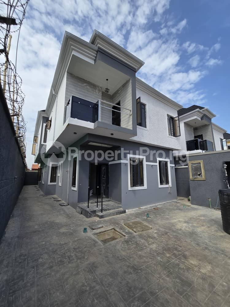 5 bedroom House for sale Omole phase 2 Ojodu Lagos