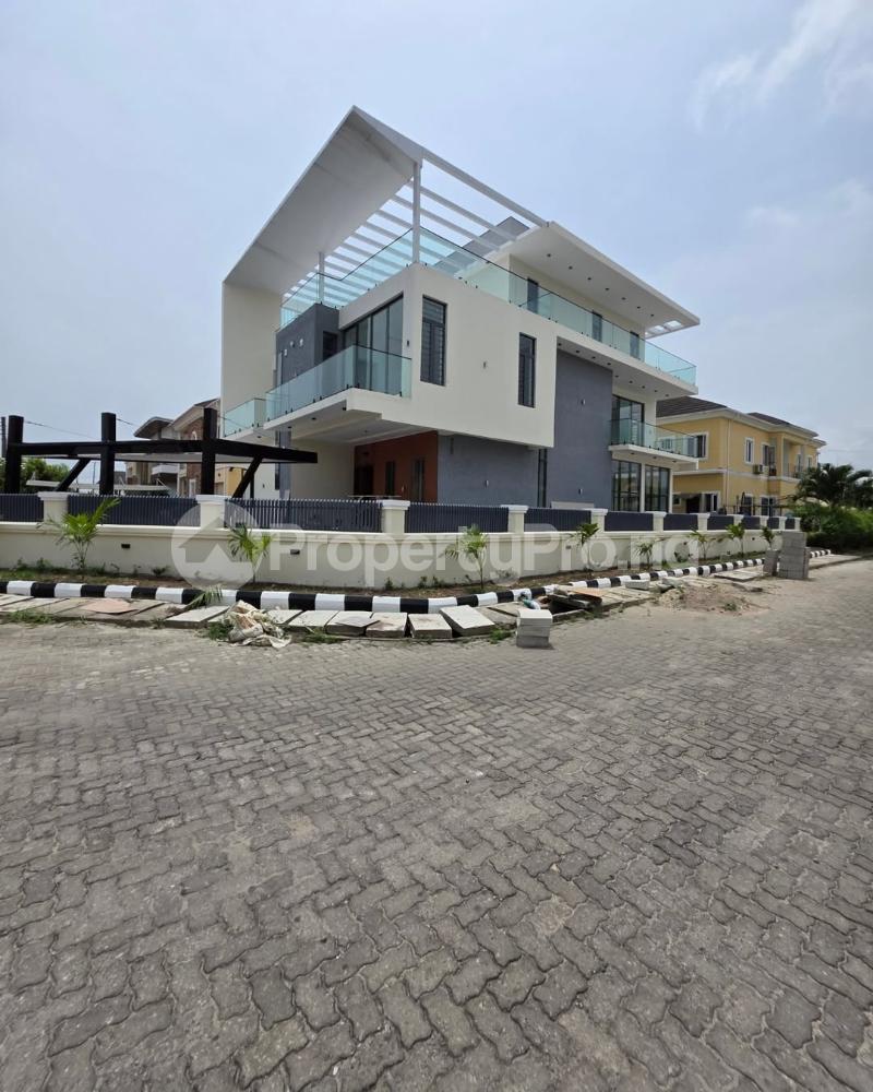 5 bedroom House for sale Northern Foreshore Estate chevron Lekki Lagos
