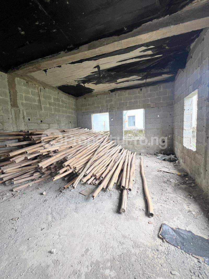 5 bedroom House for sale Along Von Lugbe Abuja