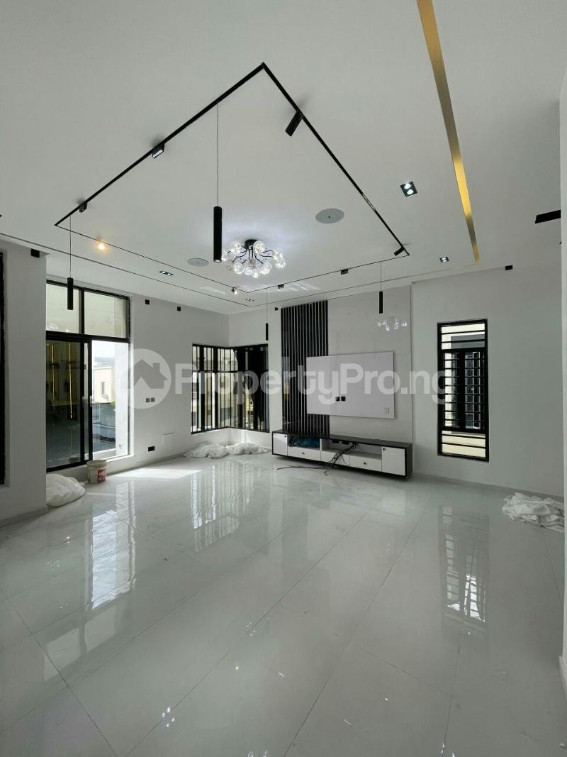 5 bedroom House for sale Lekki Lagos