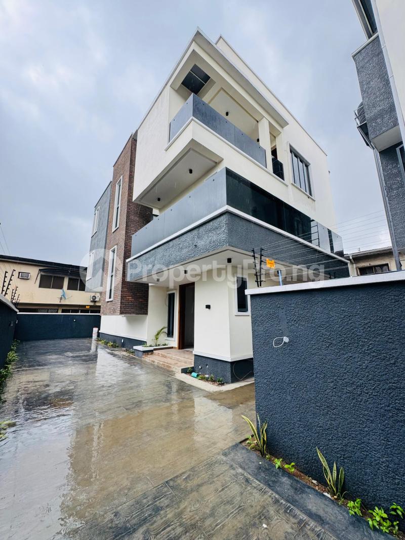 5 bedroom House for sale Estate Adeniyi Jones Ikeja Lagos