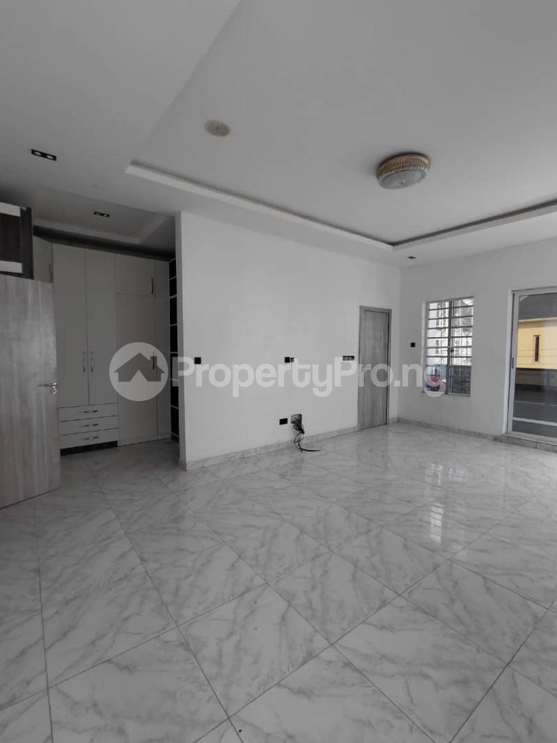 5 bedroom House for rent Ikota Lekki Lagos