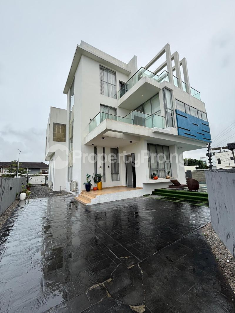 5 bedroom House for sale Pinnock Beach Estate Osapa london Lekki Lagos