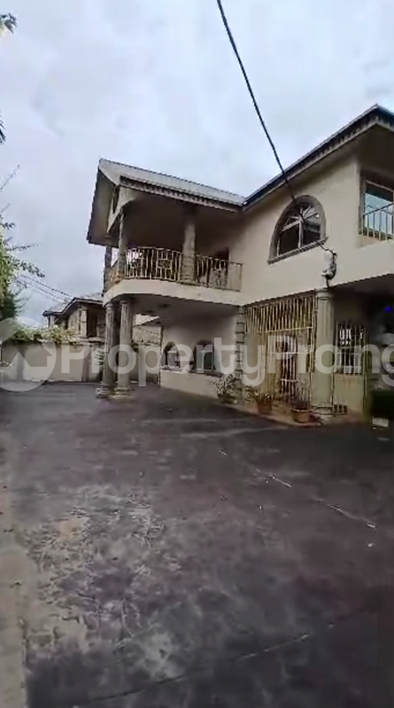 5 bedroom House for sale Olusoji Oluyole Estate Ibadan Oyo