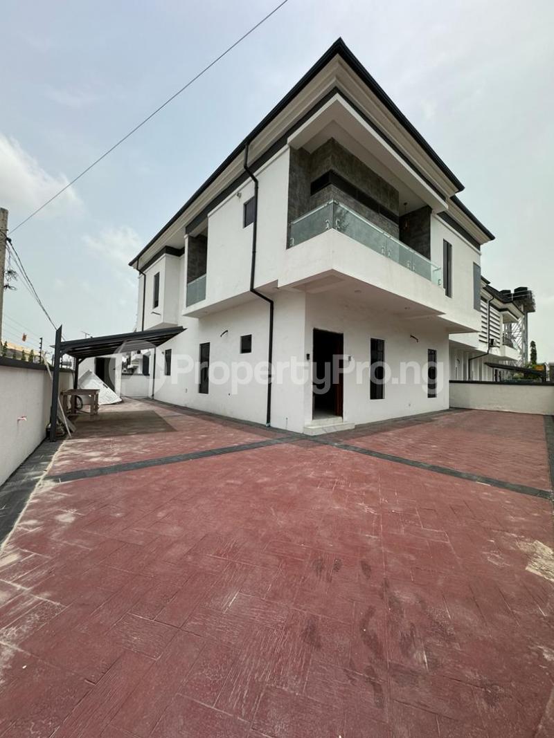 5 bedroom House for sale Chevron Lekki Lagos