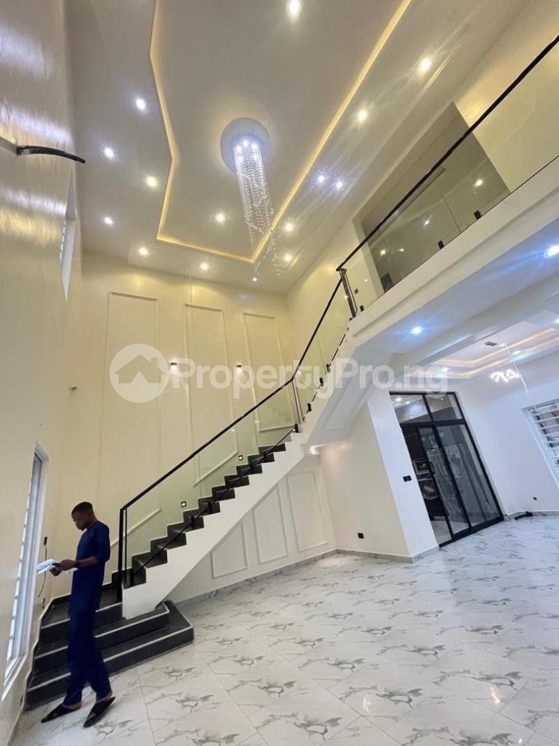 5 bedroom House for rent Ikota Lekki Lagos