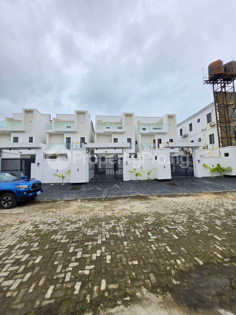 5 bedroom House for sale Abraham adesanya estate Ajah Lagos