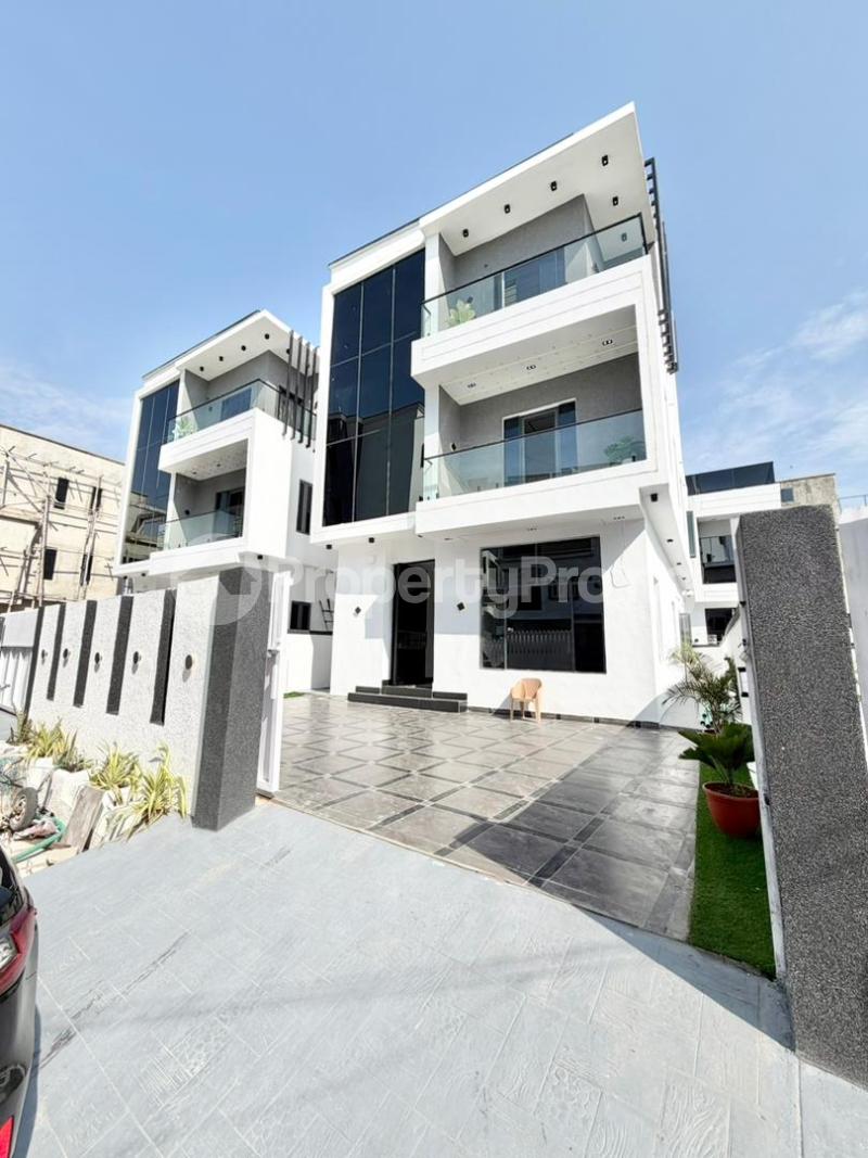 5 bedroom House for sale Ologolo Lekki Lagos