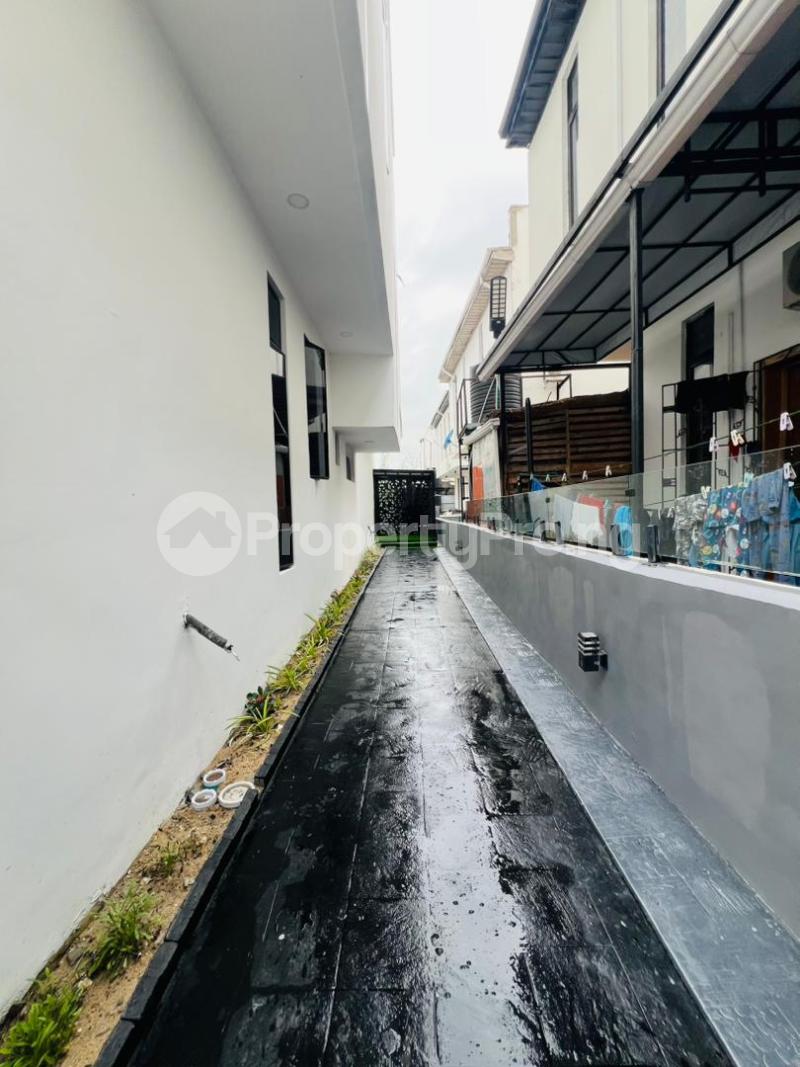 5 bedroom House for sale Lekki County Megamound Estate, Ikota Lekki Lagos