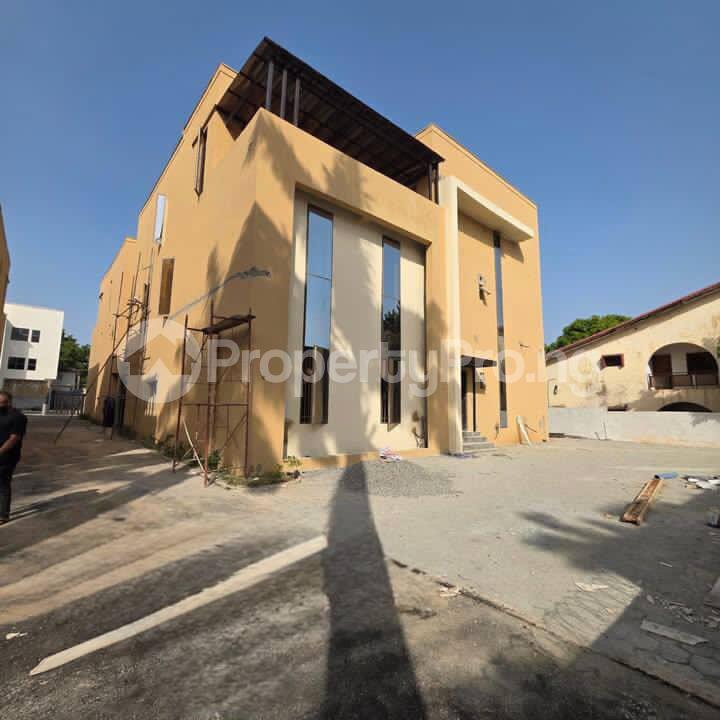 5 bedroom House for sale Maitama Abuja