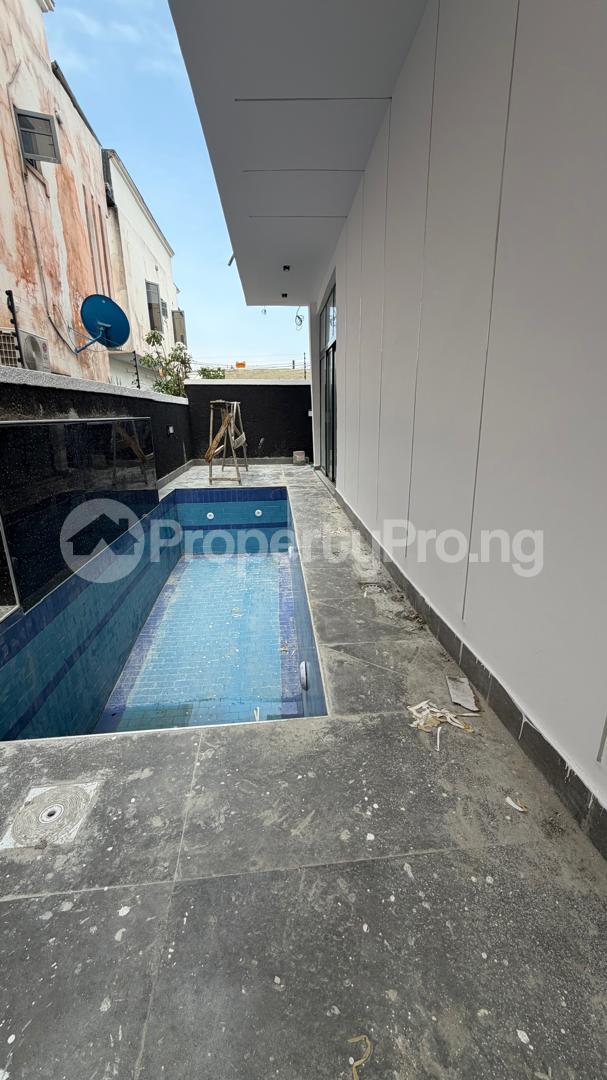 5 bedroom House for sale Ikota Lekki Lagos