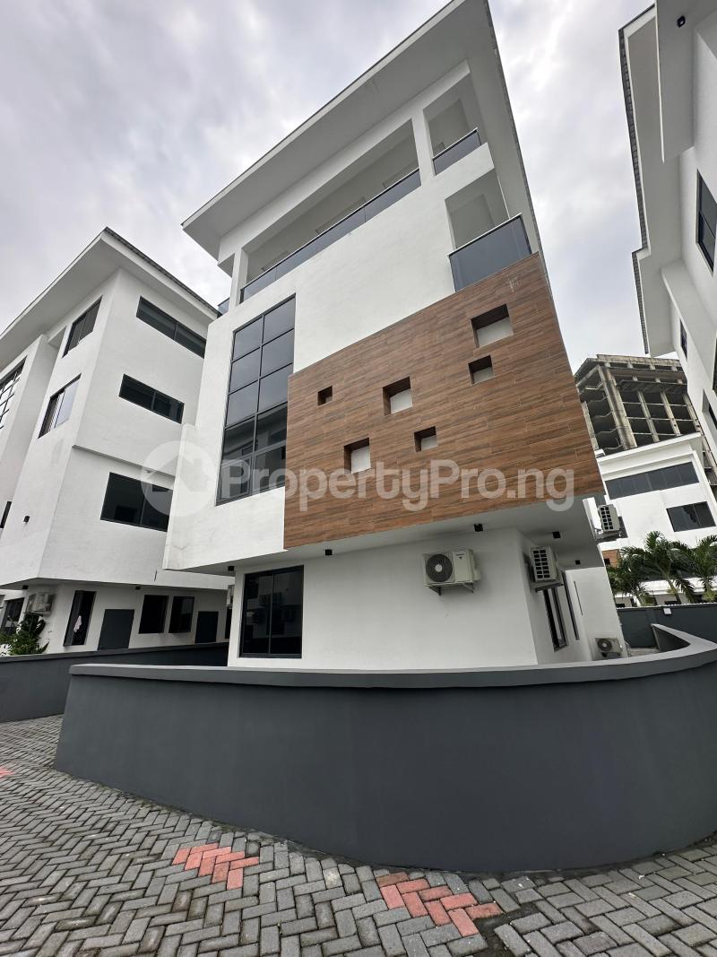 5 bedroom House for rent  Gerard road Ikoyi Lagos