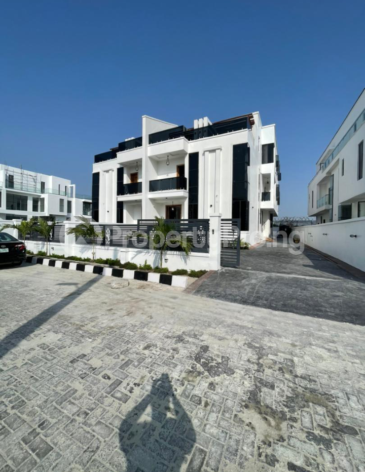 5 bedroom House for sale Osapa london Lekki Lagos