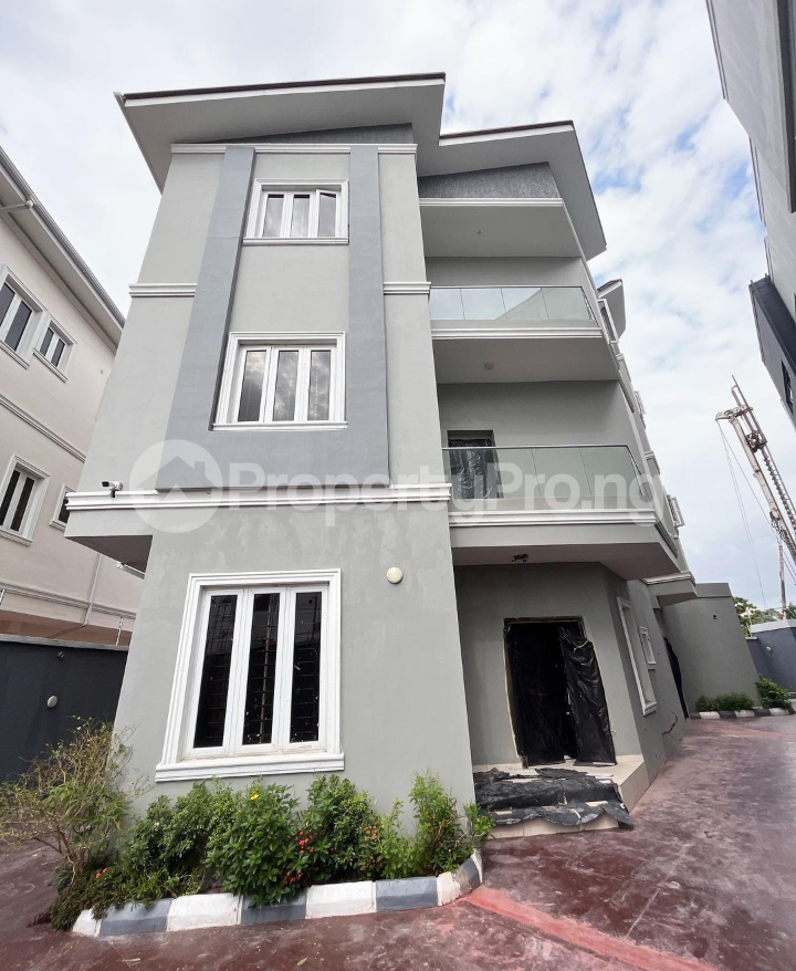 5 bedroom House for rent Shoreline Estate, Ikoyi Lagos