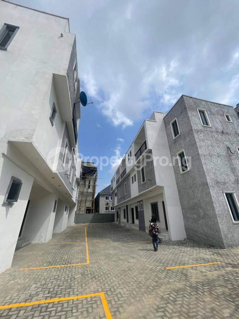 5 bedroom House for sale Ologolo Lekki Lagos