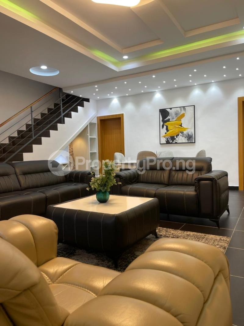 5 bedroom House for shortlet Lekki Lagos