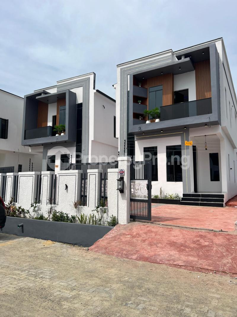 5 bedroom House for sale Awoyaya Ajah Lagos