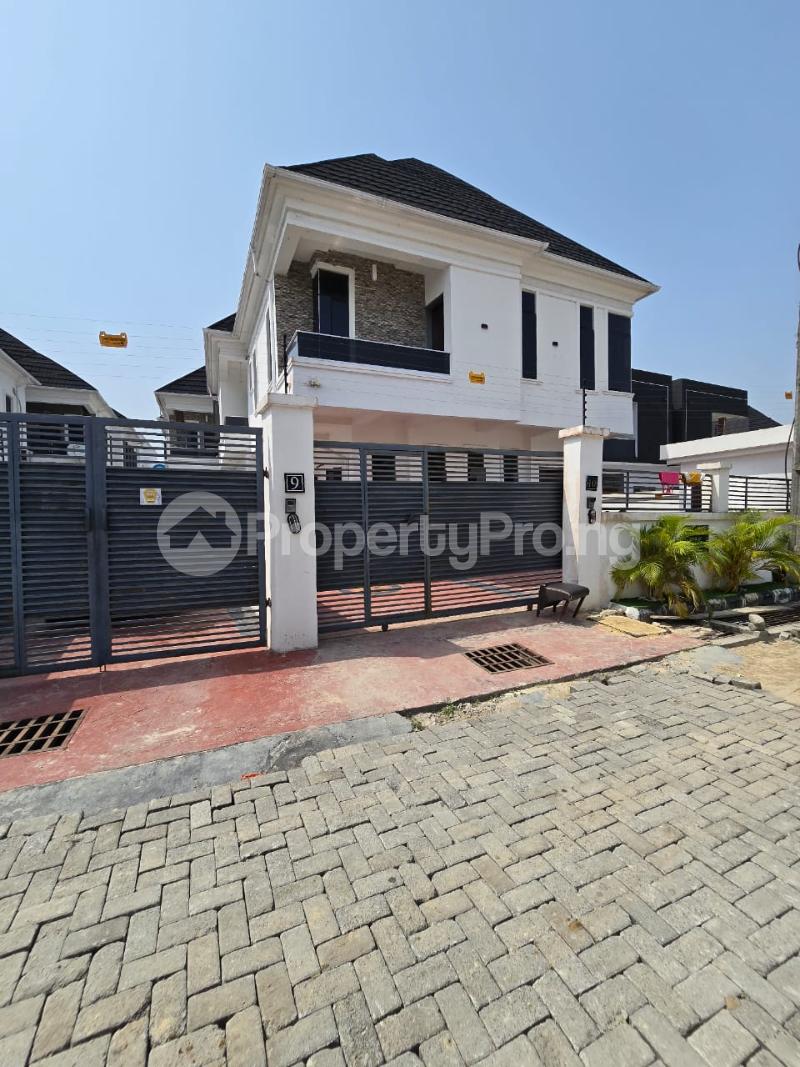5 bedroom House for sale Happyland Estate Olokonla Ajah Lagos