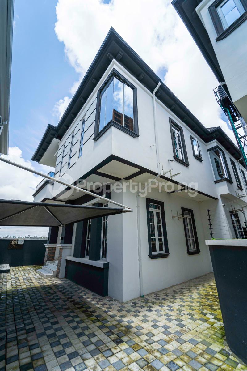 5 bedroom House for sale Off Alternative Route Road chevron Lekki Lagos