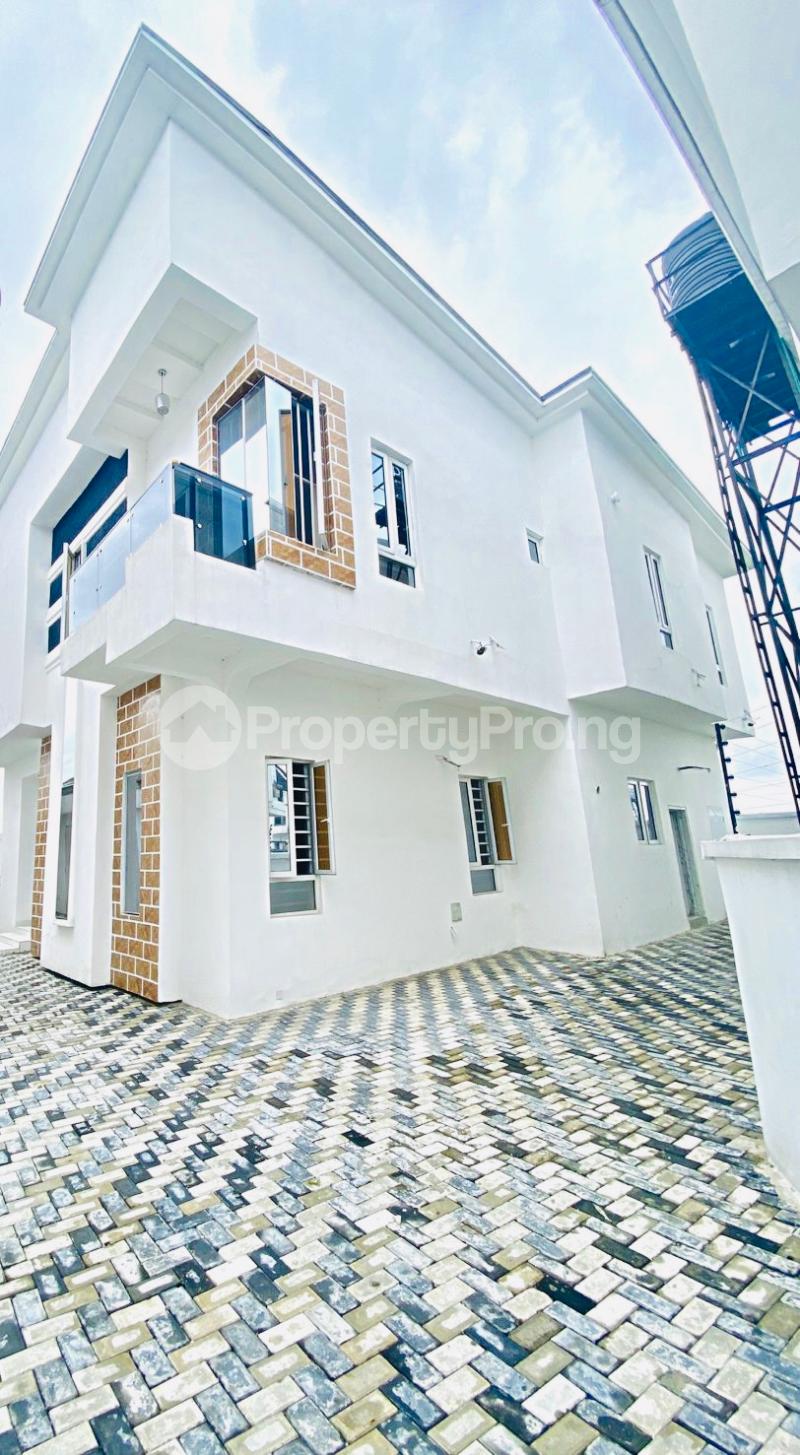 5 bedroom Flat / Apartment for sale  Osapa london Lekki Lagos
