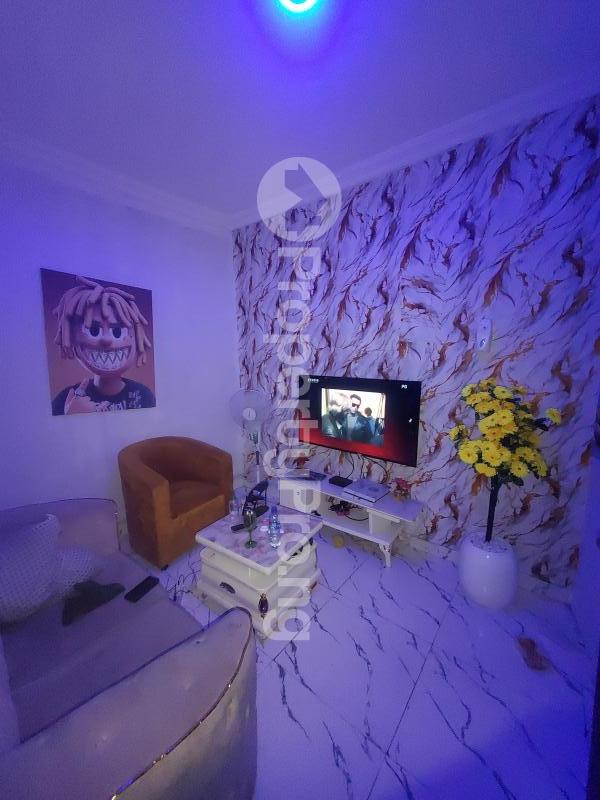 1 bedroom Flat / Apartment for rent chevron Lekki Lagos