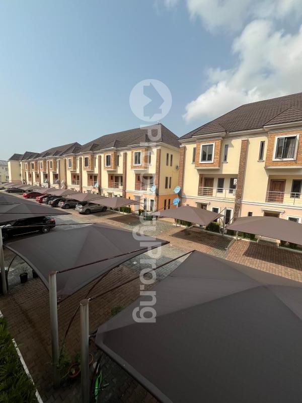 4 bedroom House for sale Chevron Lekki Lagos