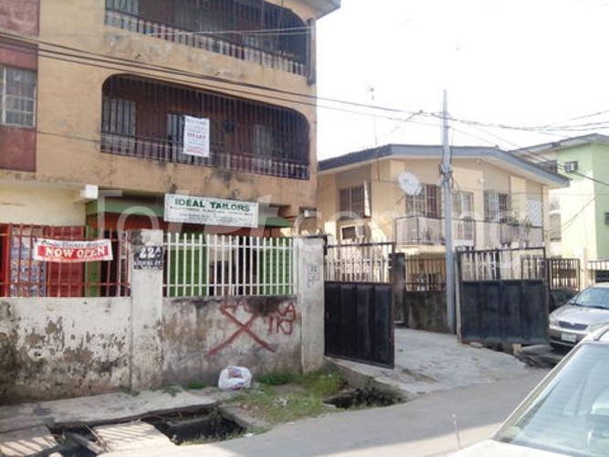 3 bedroom Flat / Apartment for rent Ezekiel Street Ikeja Ikeja Lagos