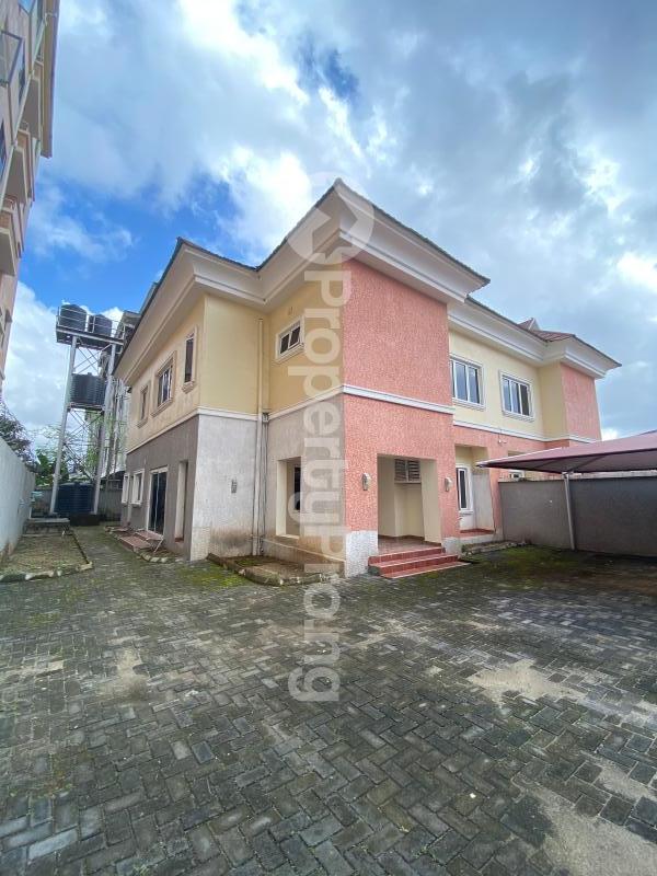 4 bedroom House for rent ONIRU Victoria Island Lagos