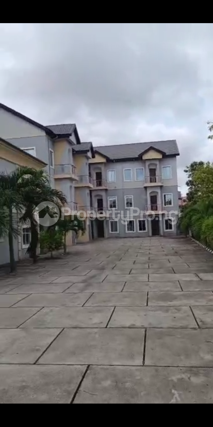 House for sale In Mini Est. Apapa G.R.A Apapa Lagos - 0