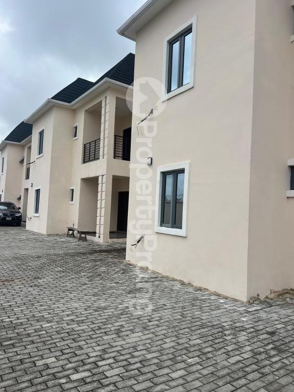 3 bedroom House for rent Mobil Road Ilaje Ajah Lagos